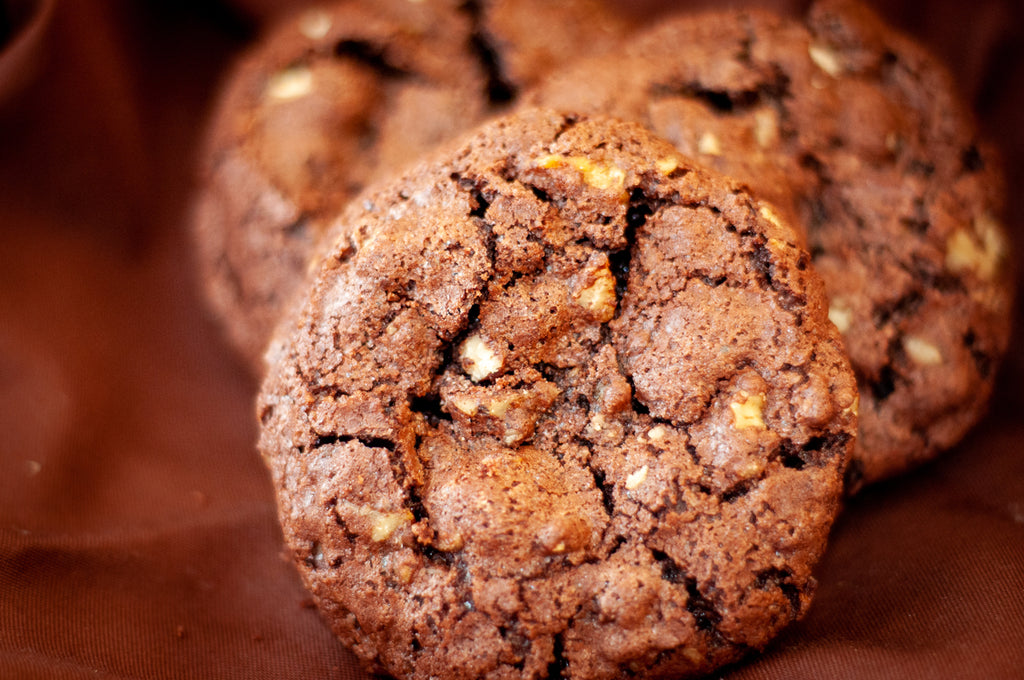 Flourless Crunchy Chocolate Walnut Cookie